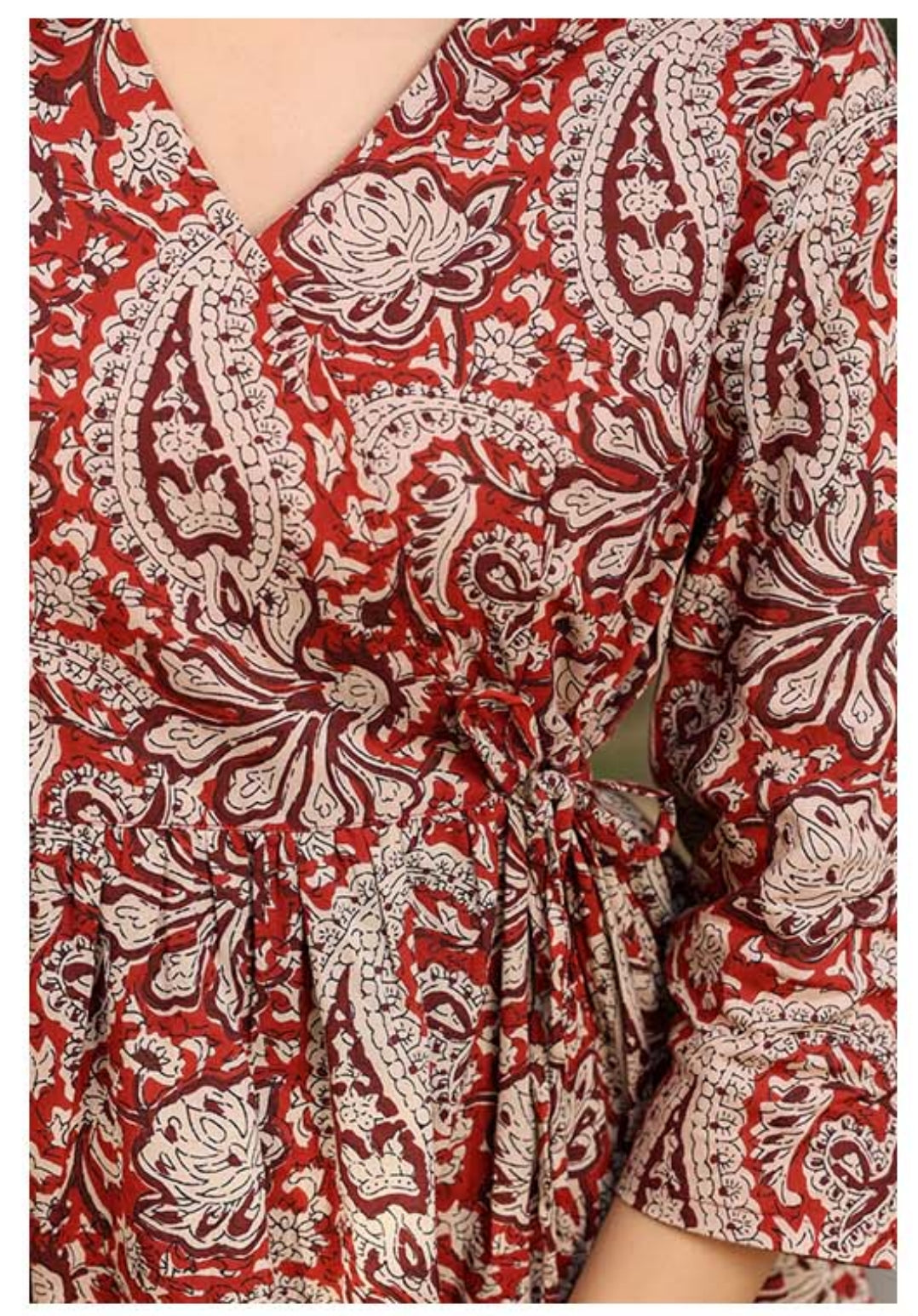 Janasya
Womens Maroon Paisley Printed A-Line Angrakha Style Kurti